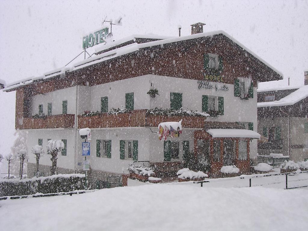 Hotel Villa Gaia Cortina d'Ampezzo Bagian luar foto